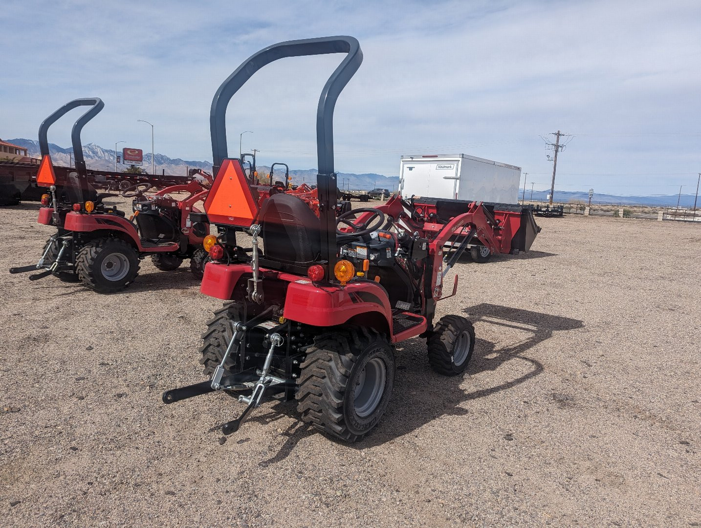 New 2025 Mahindra eMax 20S HST Tractor