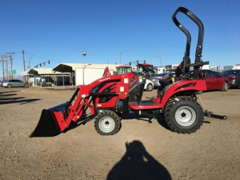 New 2025 Mahindra eMax 20S HST Tractor