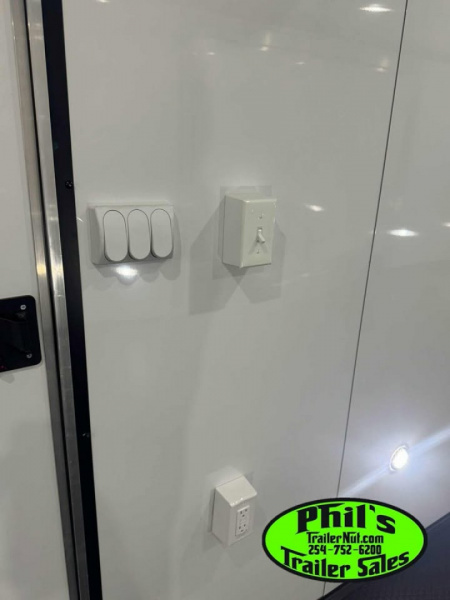 New 2024 Mission PINNACLE SERIES 8.5X24 Car / Racing Trailer ALUMINUM RACE TRAILER FULL ESCAPE DOOR WITH REMOVABLE FENDER SCRATCH & DENT ONLY 1 AVAILABLE AT THIS PRICE!