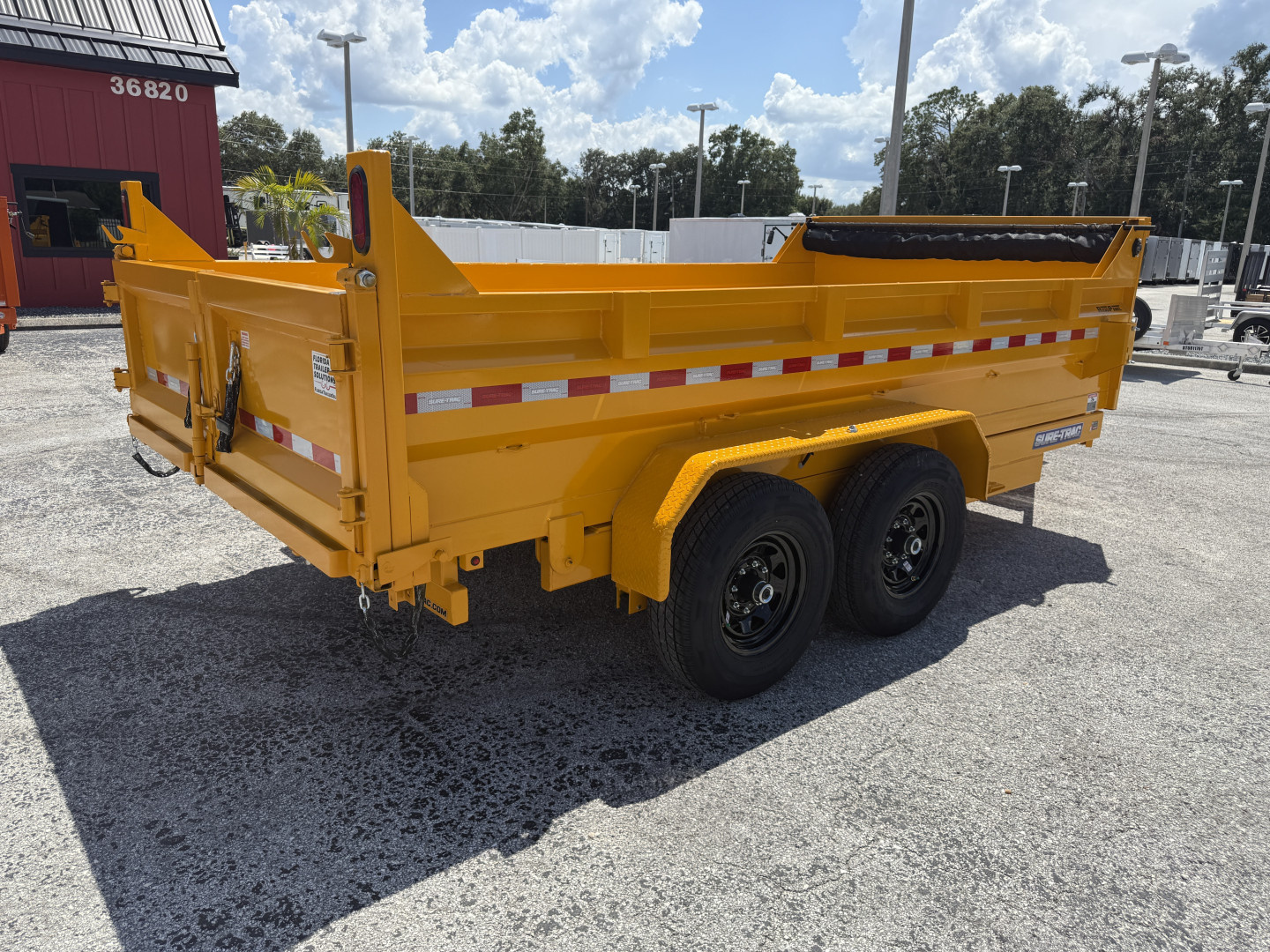 New 2026 Sure-Trac 7x14 Telescopic 14K W/ 15K Hydraulic Jack Dump Trailer