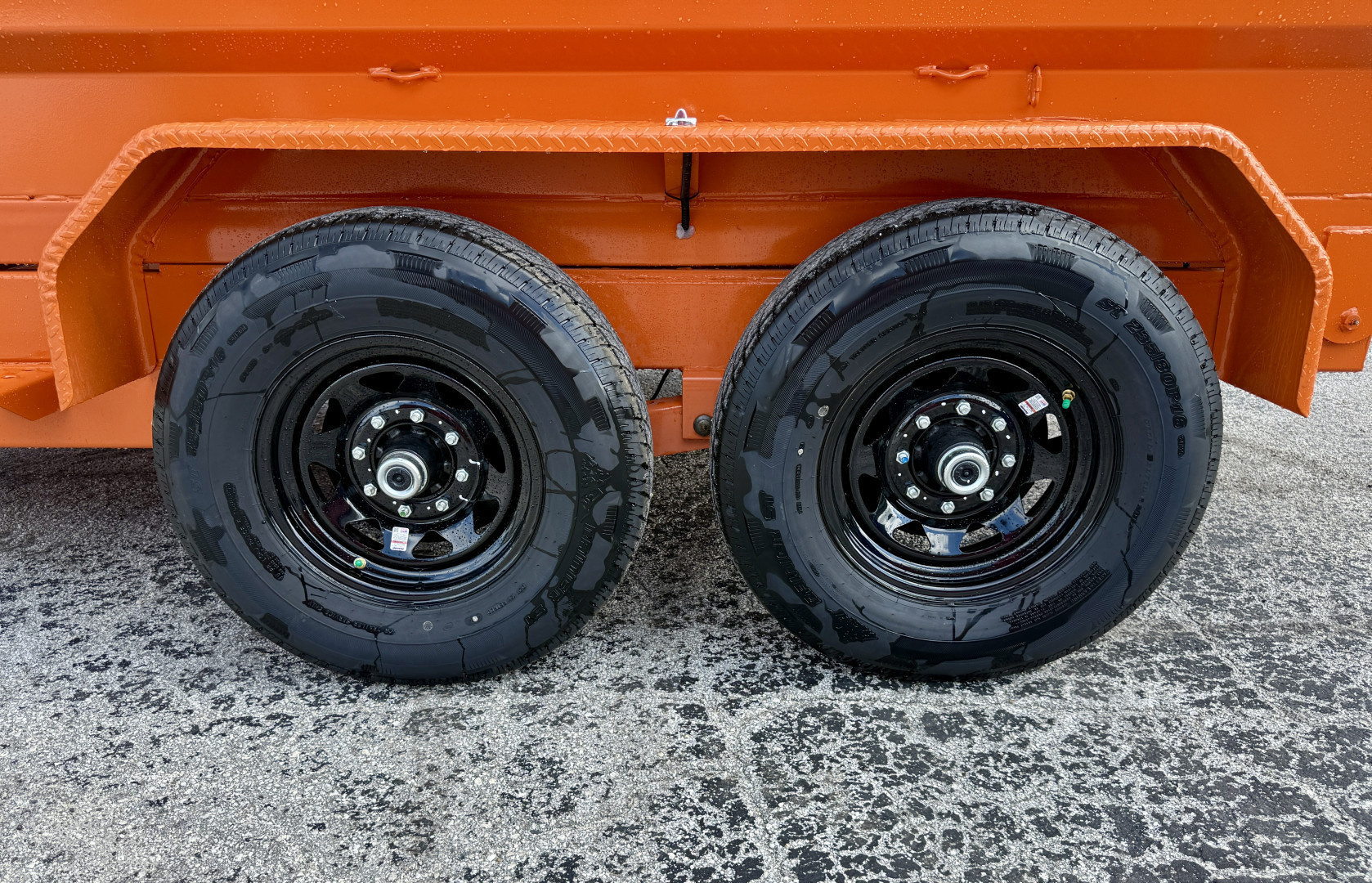 New 2026 Sure-Trac 7x14 14K W/ 15K Hydraulic Jack Dump Trailer