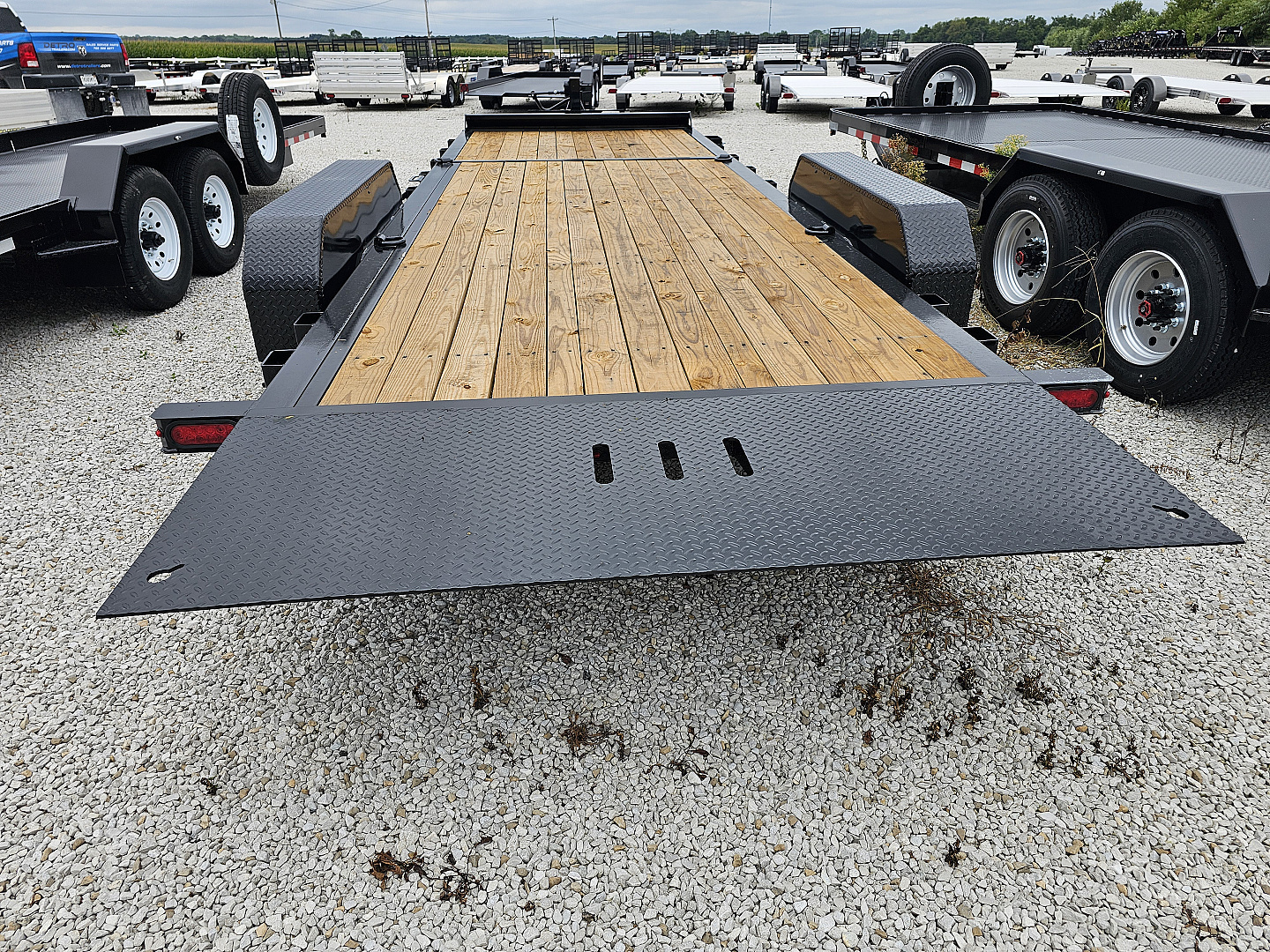 New 2026 Sure-Trac 82" x 22' (16+6) 17.6K Pro Series Beam Tilt Equipment Trailer