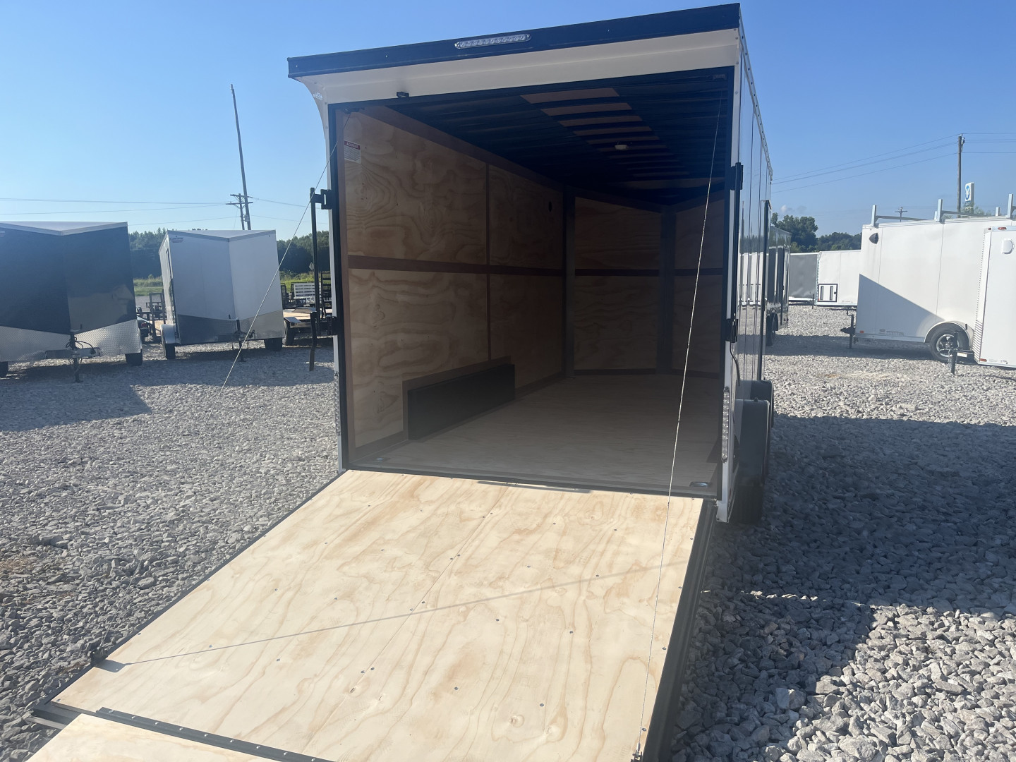 New 2026 United Trailers UJ-7.516TA35 CARGO TRAILER