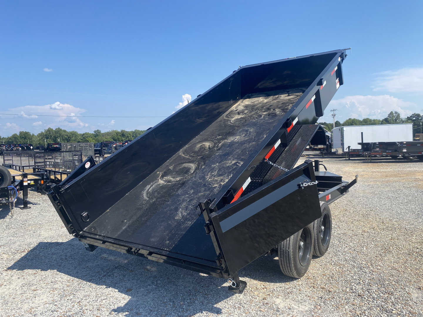 New 2026 MAXXD 83"x16' 17.5k Dump Trailer