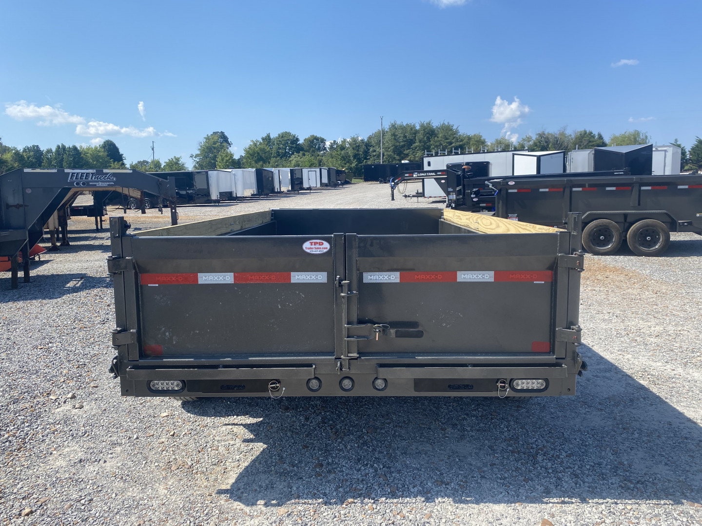 New 2026 MAXXD 83"x14' 14k Dump Trailer