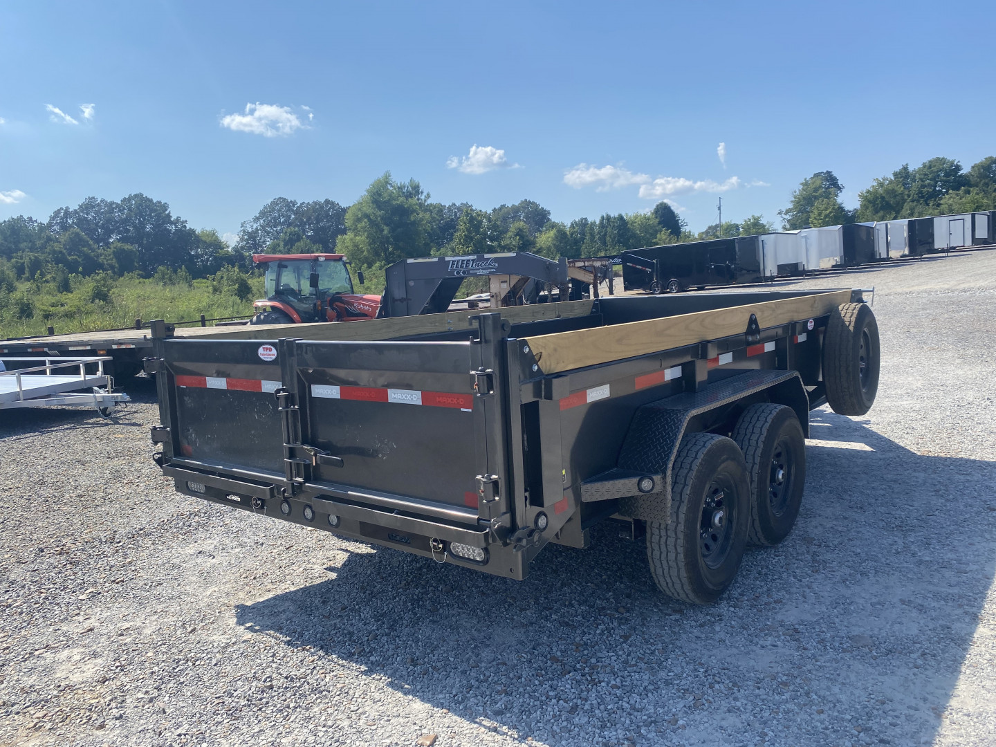 New 2026 MAXXD 83"x14' 14k Dump Trailer