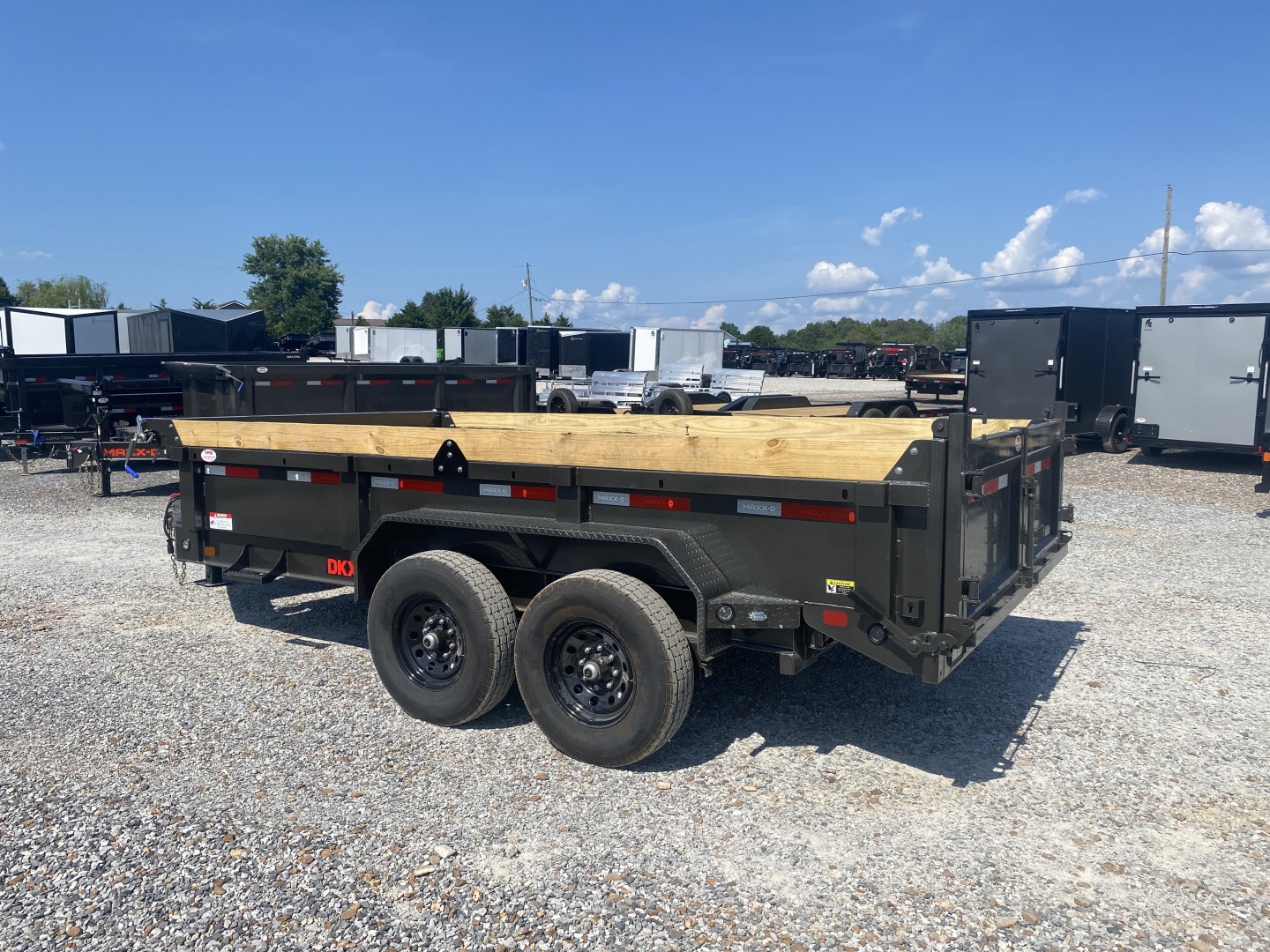 New 2026 MAXXD 83"x14' 14k Dump Trailer
