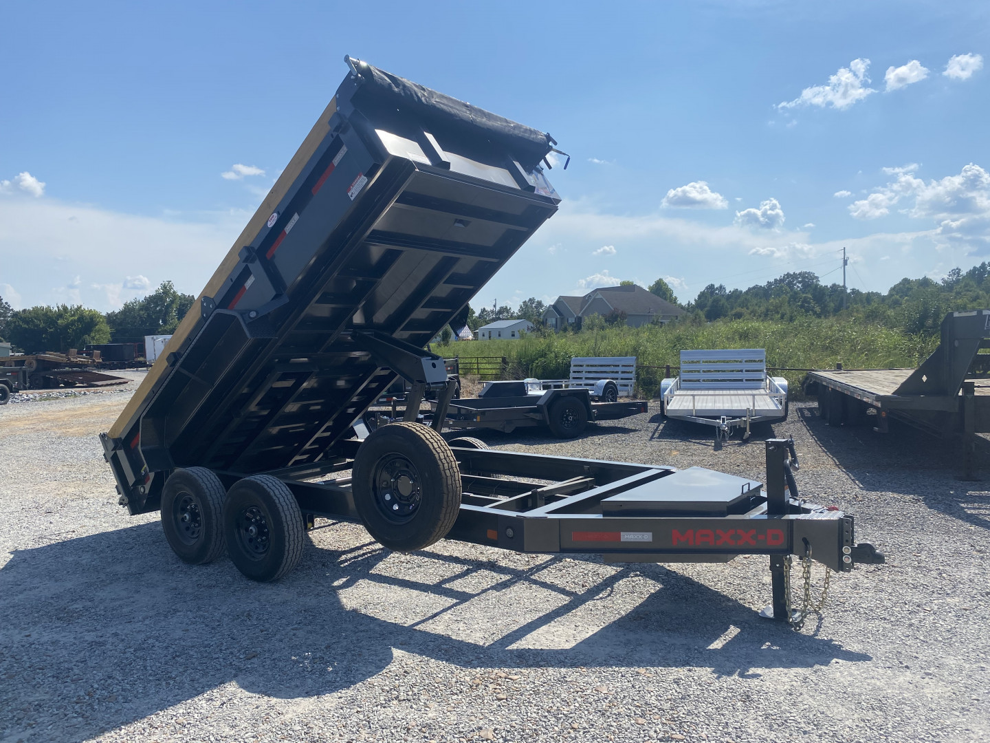 New 2026 MAXXD 83"x14' 14k Dump Trailer