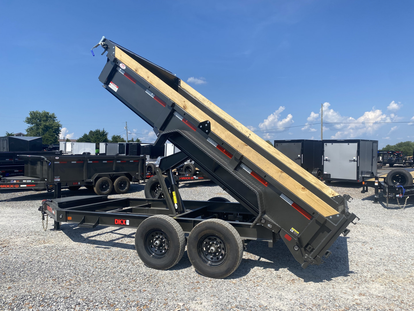 New 2026 MAXXD 83"x14' 14k Dump Trailer