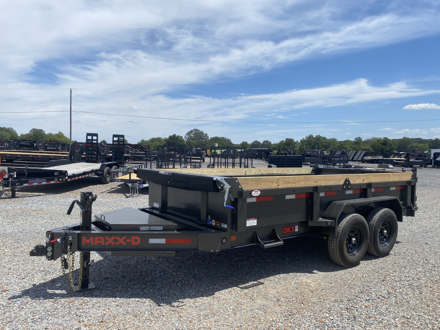 New 2026 MAXXD 83"x14' 14k Dump Trailer