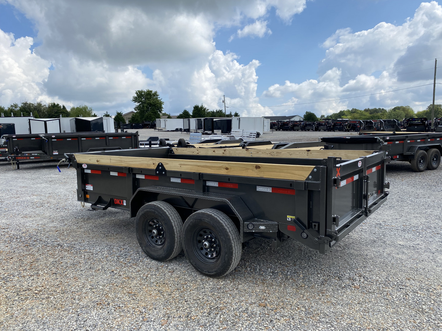 New 2026 MAXXD 83"x14' 14k Dump Trailer