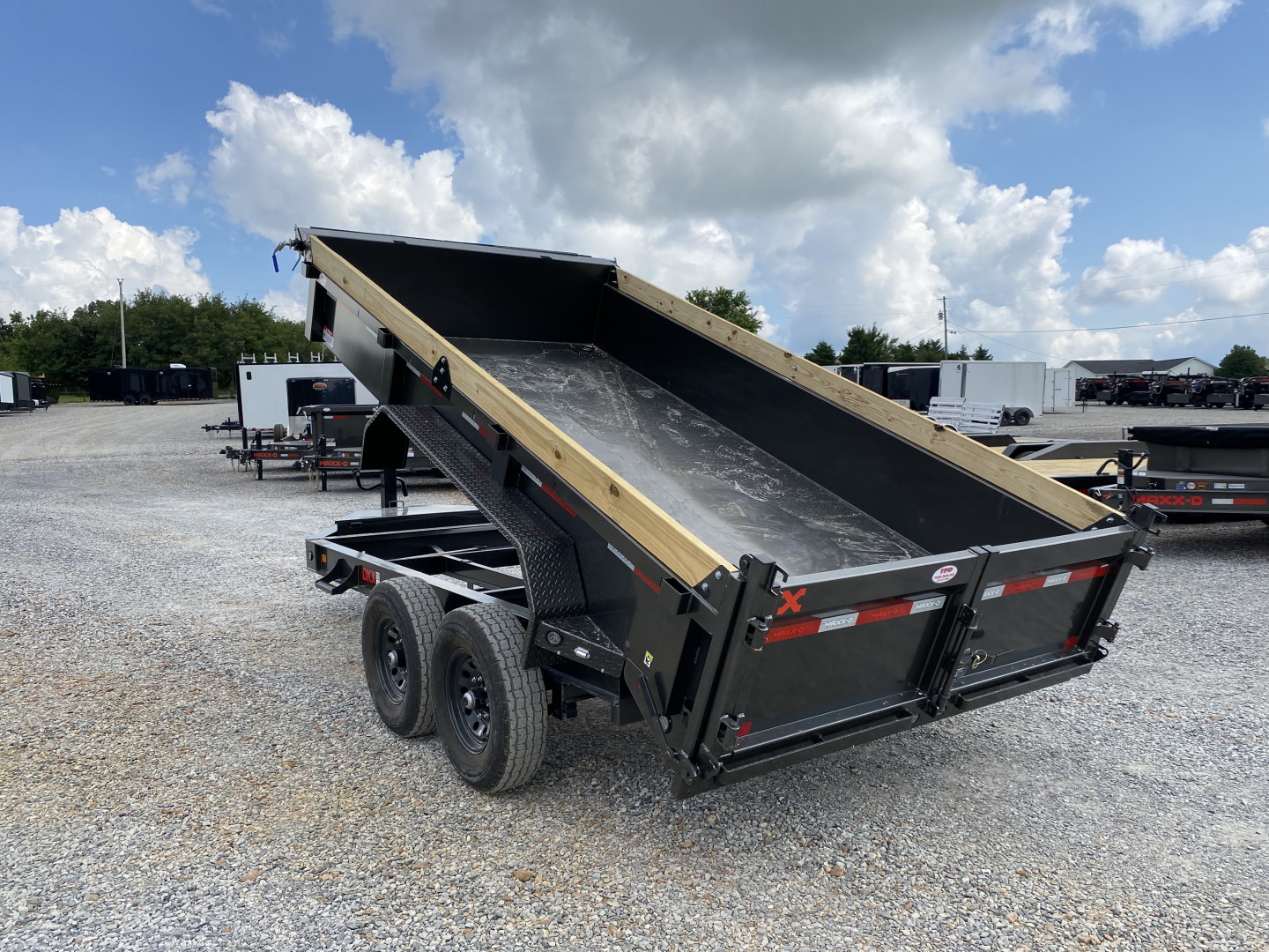 New 2026 MAXXD 83"x14' 14k Dump Trailer