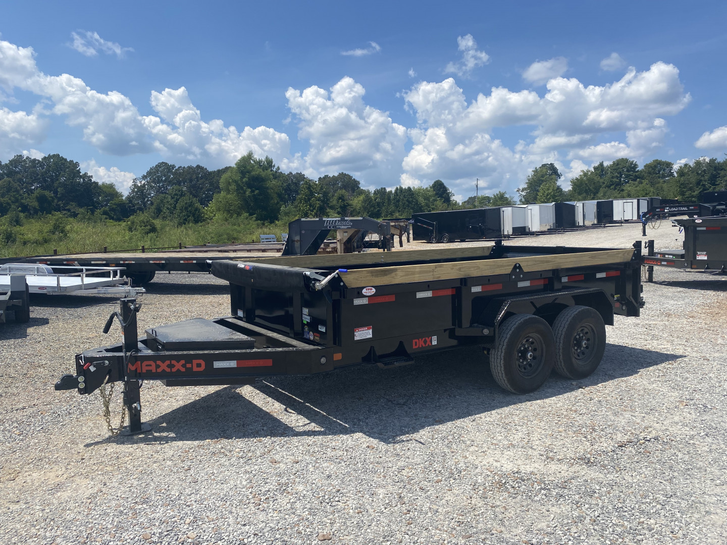 New 2026 MAXXD 83"x14' 14k Dump Trailer