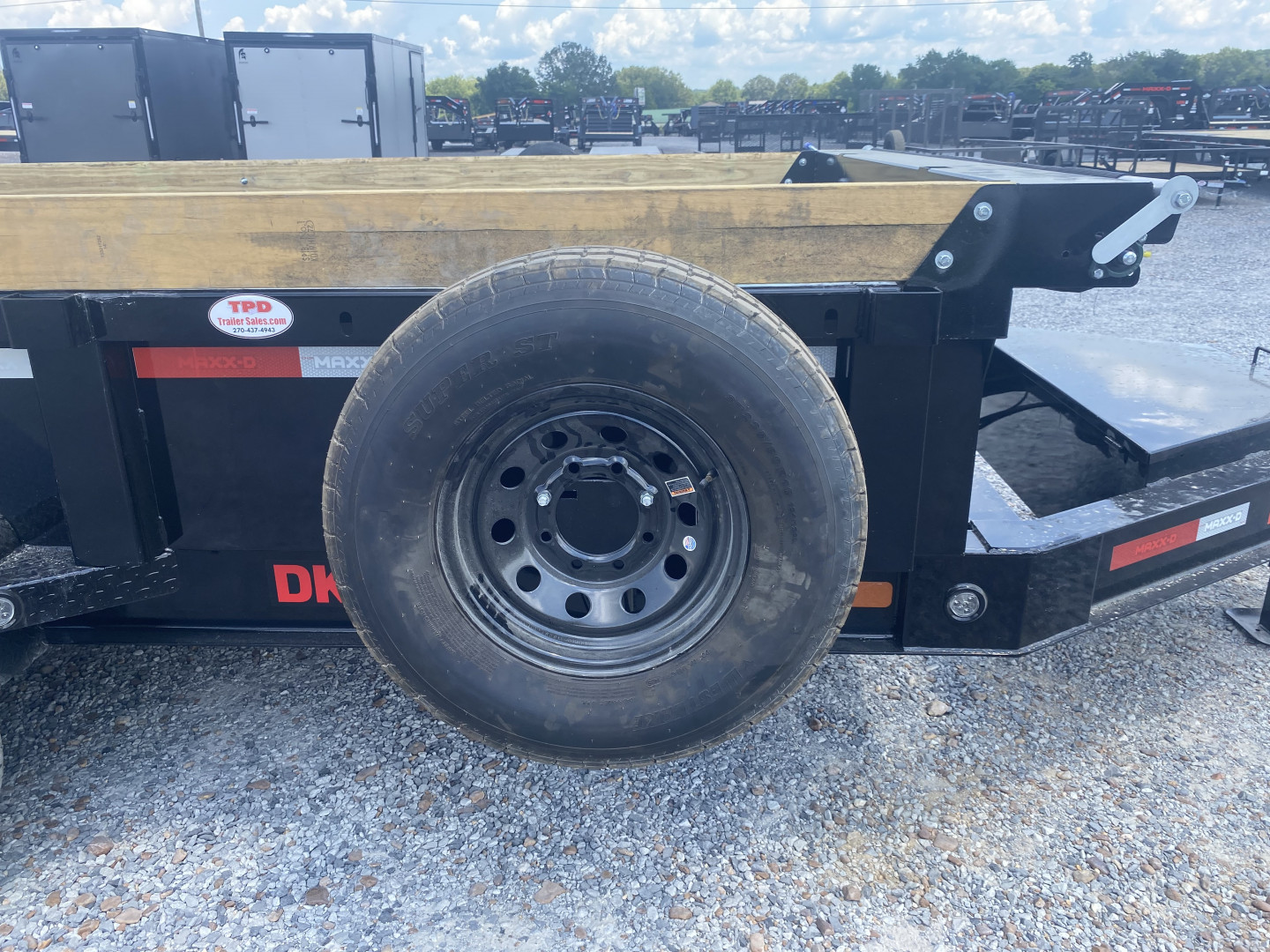 New 2026 MAXXD 83"x14' 14k Dump Trailer