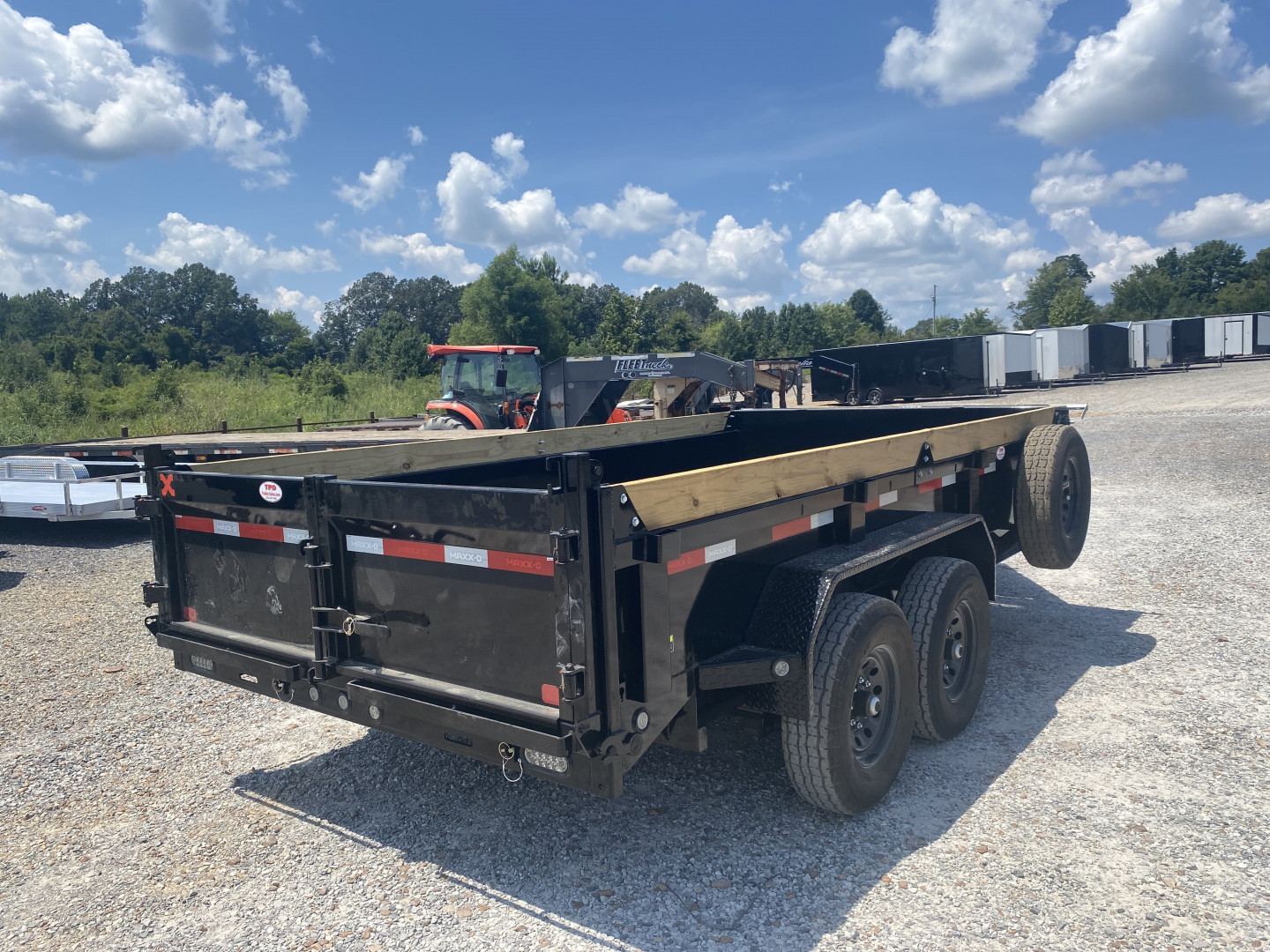 New 2026 MAXXD 83"x14' 14k Dump Trailer