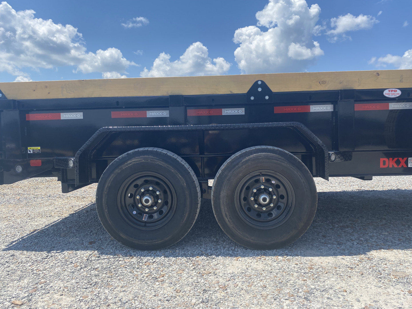 New 2026 MAXXD 83"x14' 14k Dump Trailer