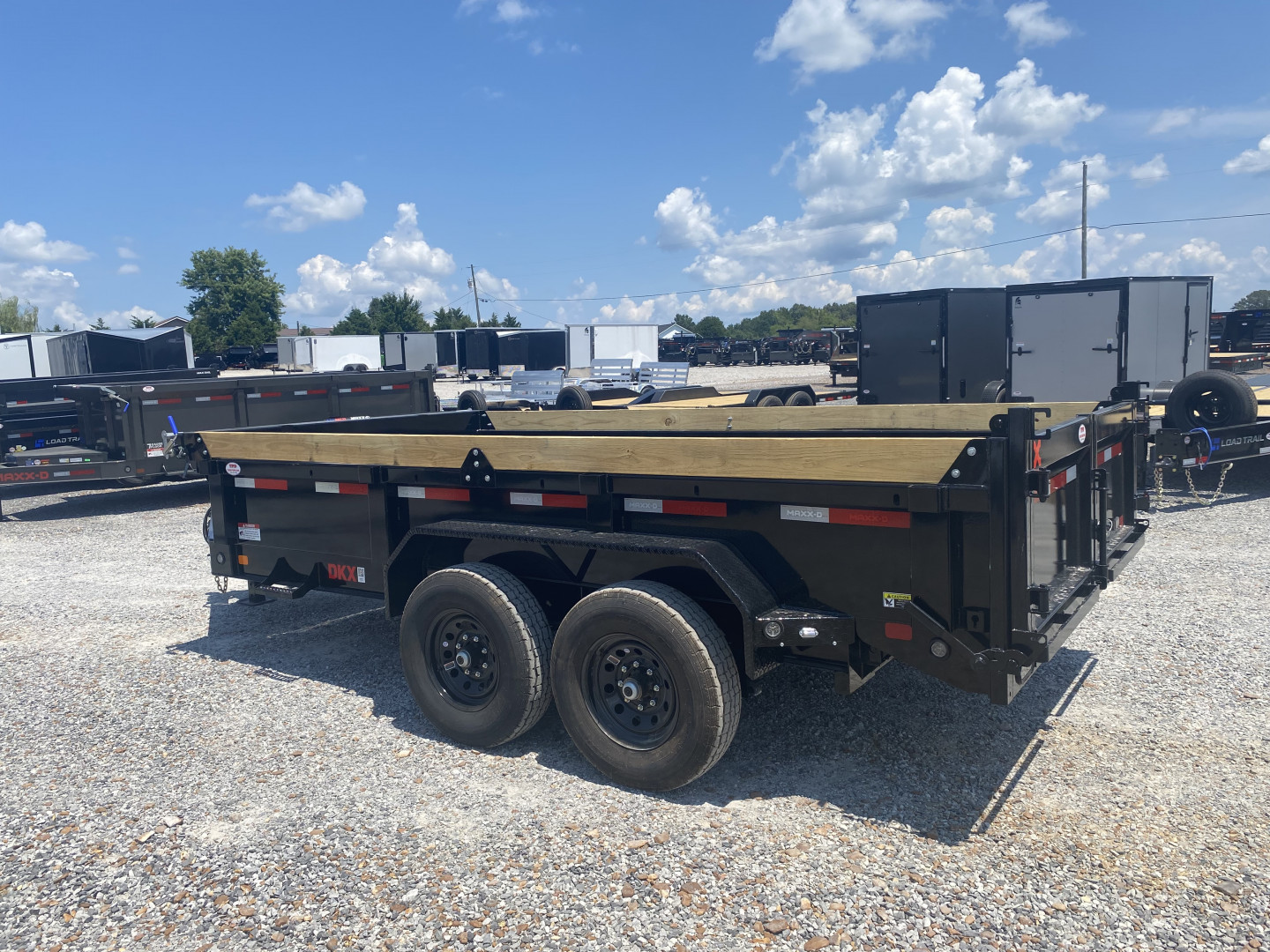 New 2026 MAXXD 83"x14' 14k Dump Trailer