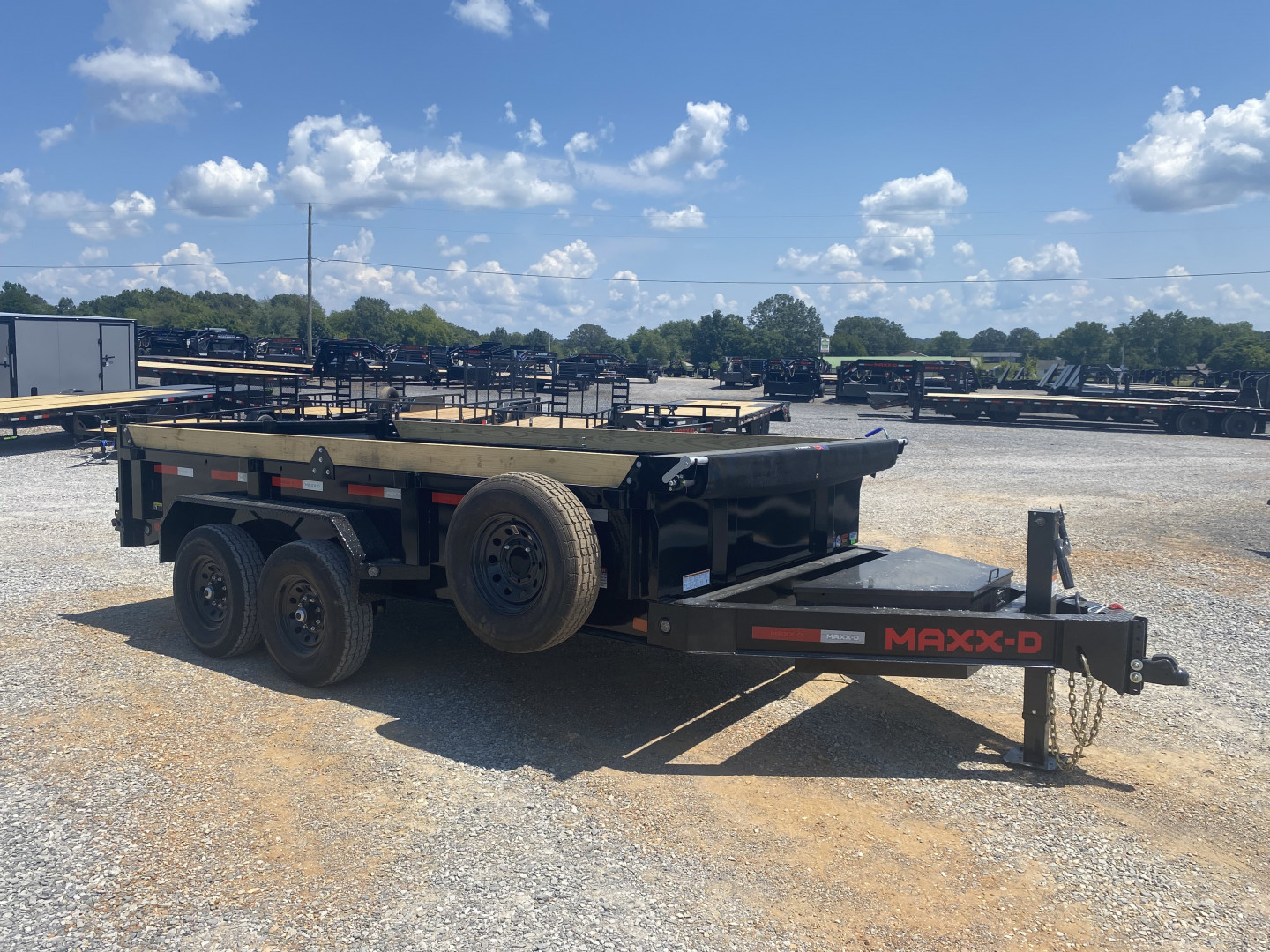 New 2026 MAXXD 83"x14' 14k Dump Trailer
