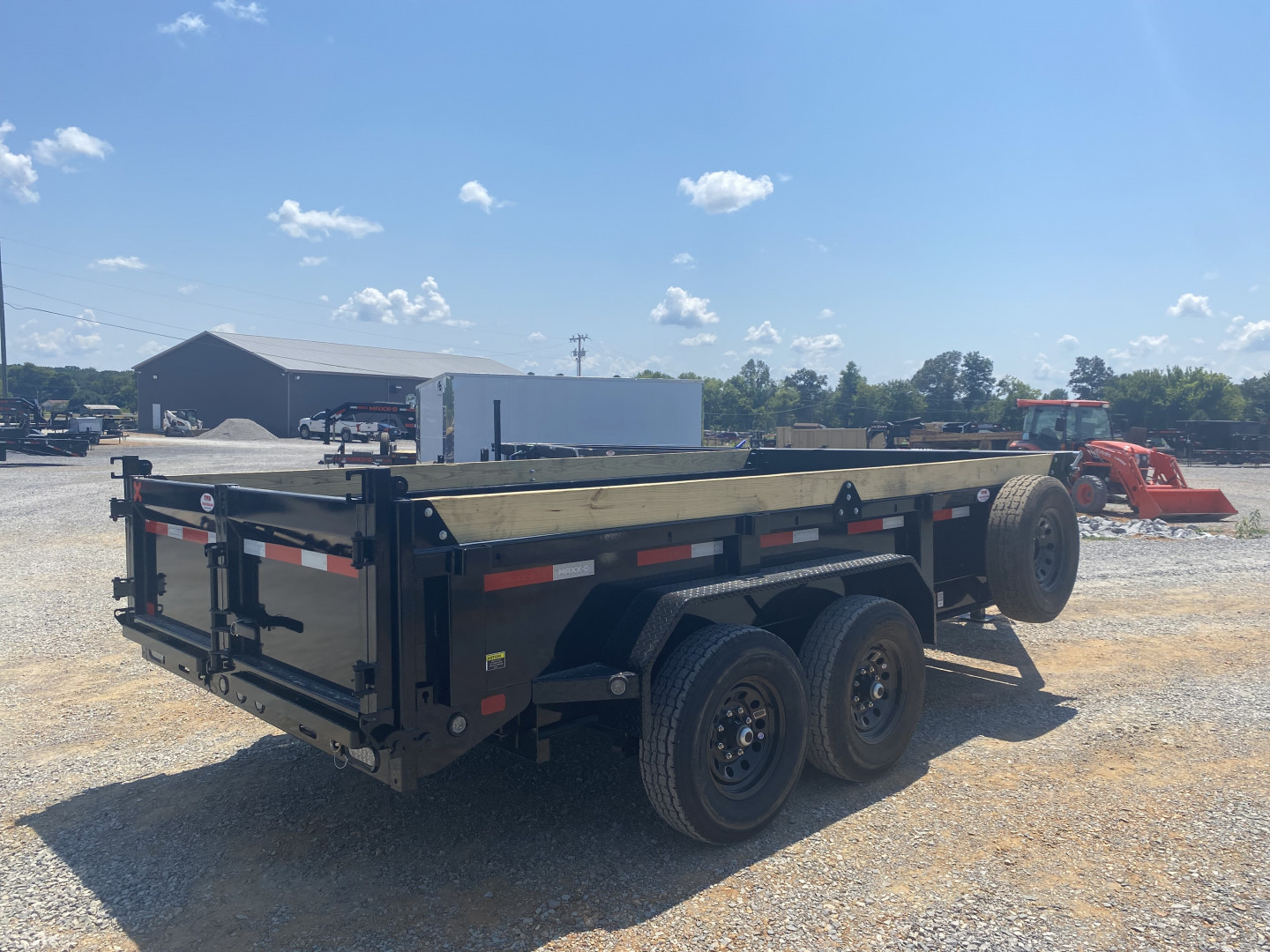 New 2026 MAXXD 83"x14' 14k Dump Trailer