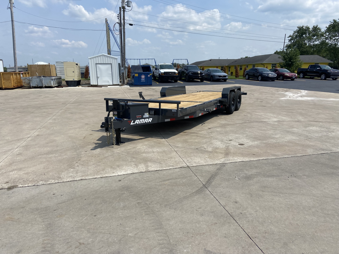 New Lamar 22' Equipment Trailer