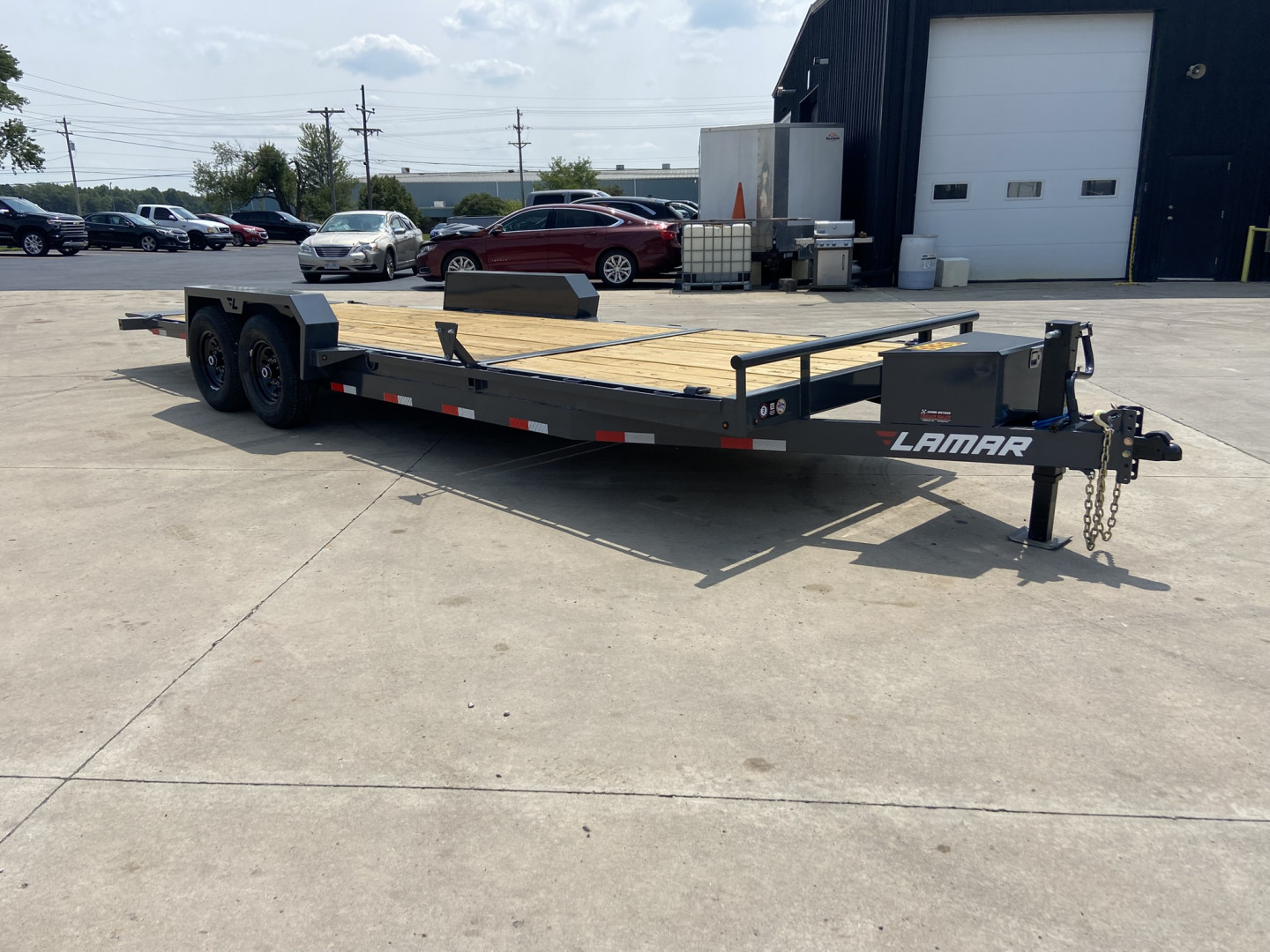 New Lamar 22' Equipment Trailer