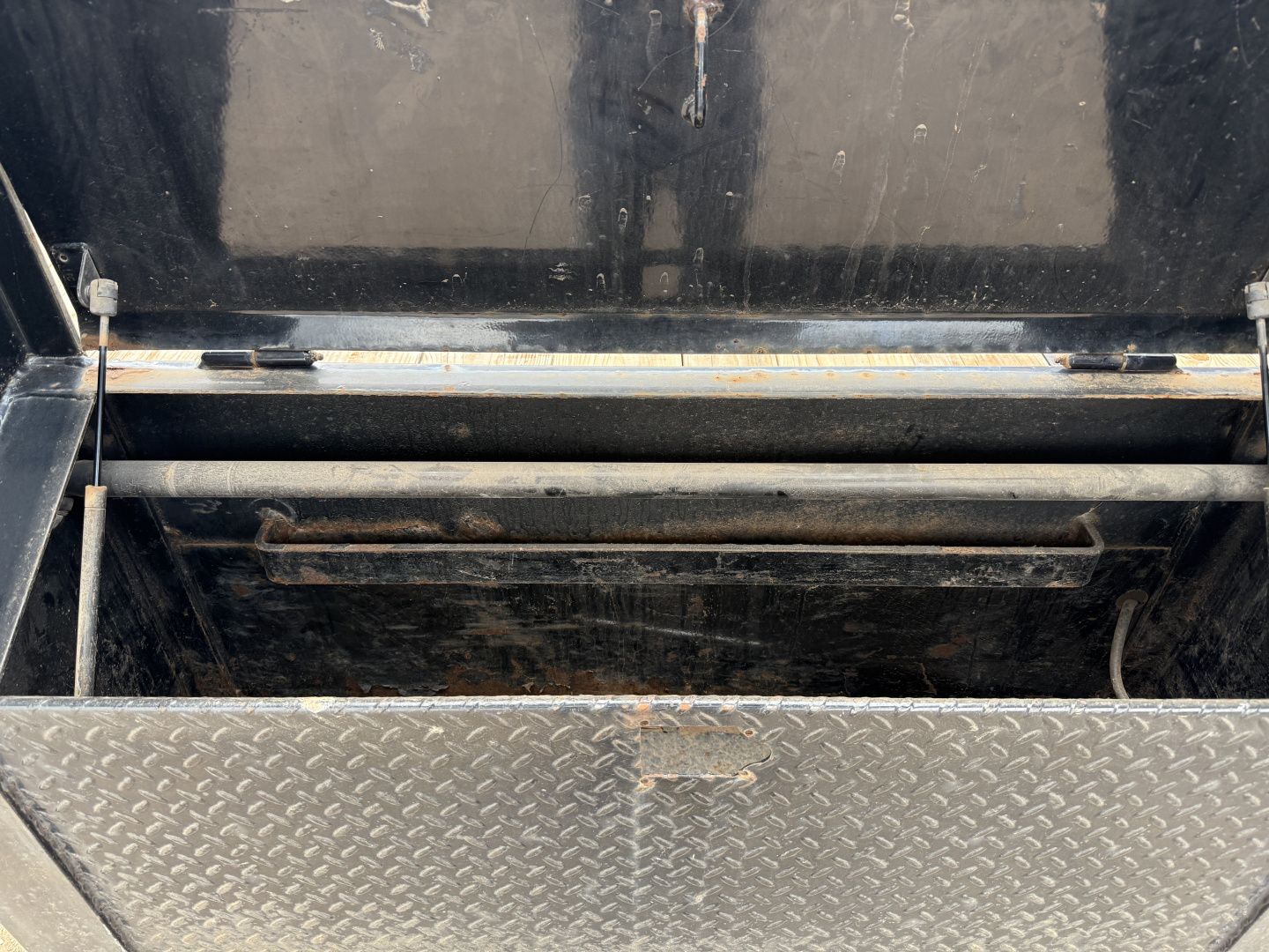 Used 2021 PJ 102"x40' GN Low Pro Flatdeck w/ Duals- LD