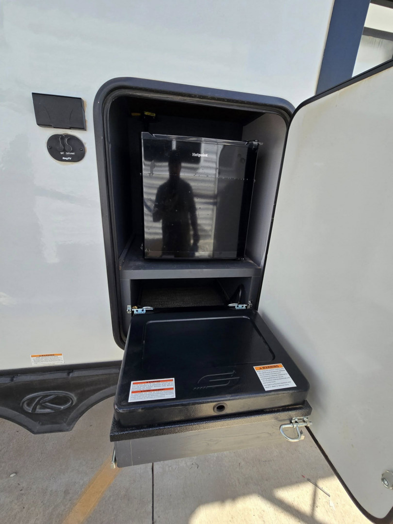 Used 2022 Keystone RV Premier 25RKPR Travel Trailer