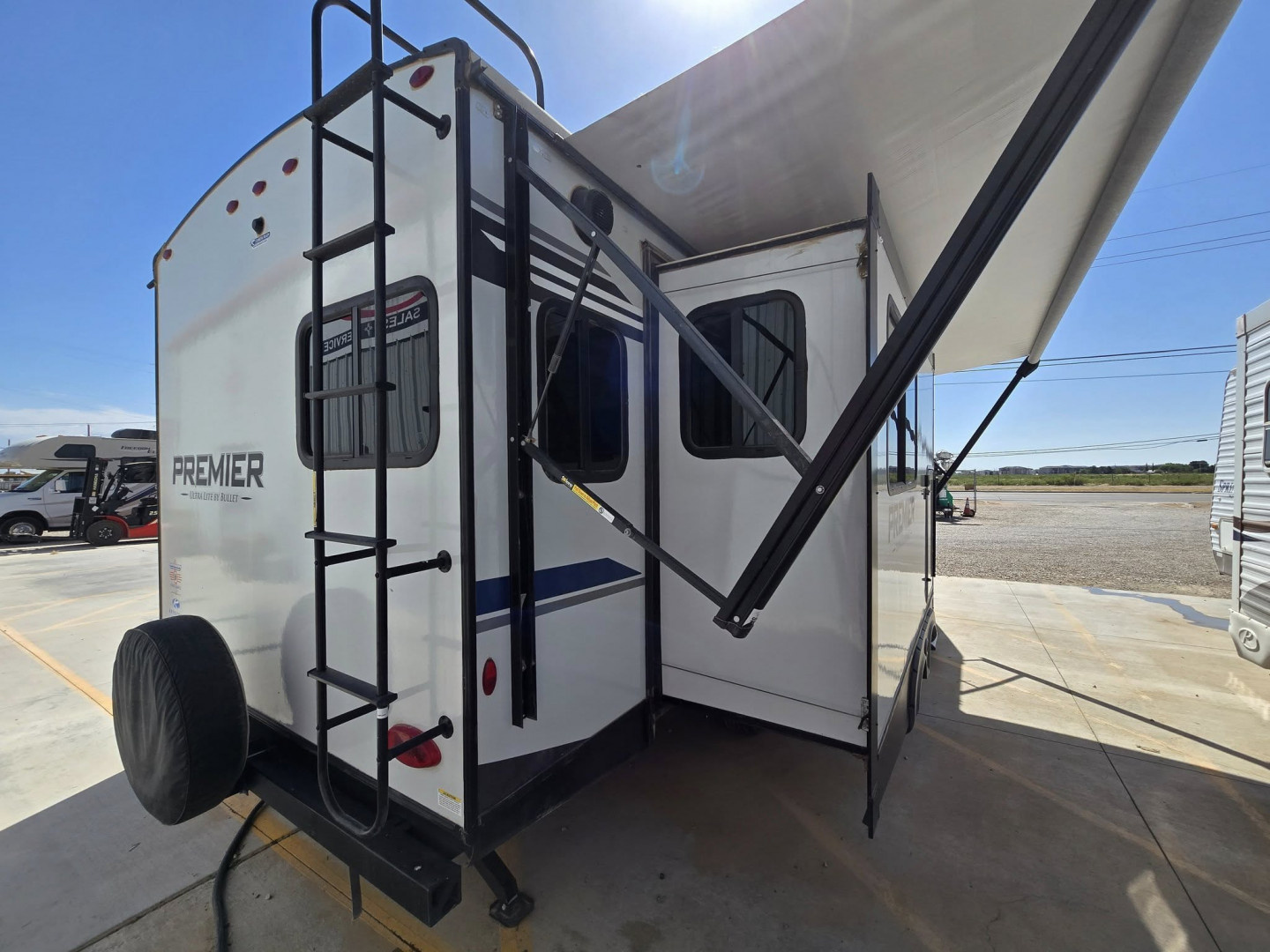 Used 2022 Keystone RV Premier 25RKPR Travel Trailer