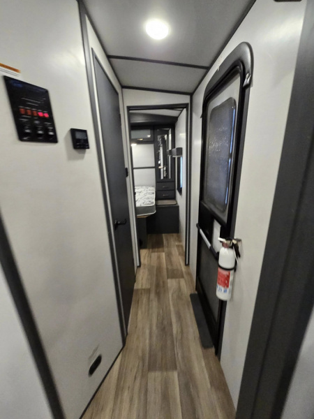 Used 2022 Keystone RV Premier 25RKPR Travel Trailer