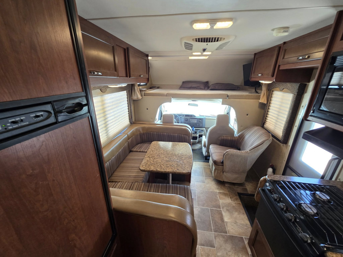 Used 2015 Thor Motor Coach Freedom Elite 23H Class C