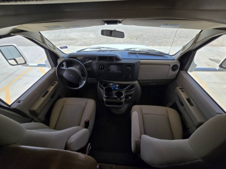 Used 2015 Thor Motor Coach Freedom Elite 23H Class C