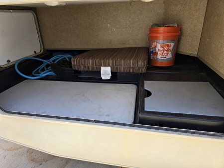 Used 2015 Thor Motor Coach Freedom Elite 23H Class C