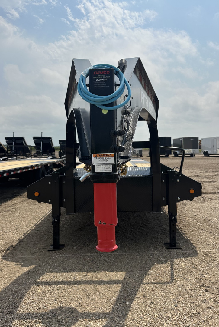 New 2026 PJ Trailers LD Low Pro Gooseneck 32' Flatbed Trailer