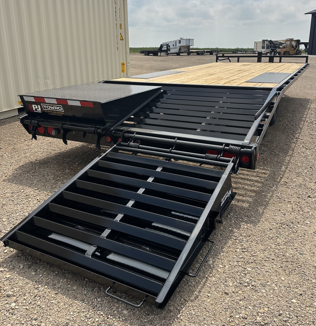 New 2026 PJ Trailers F8 DeckOver 22x8 Equipment Trailer