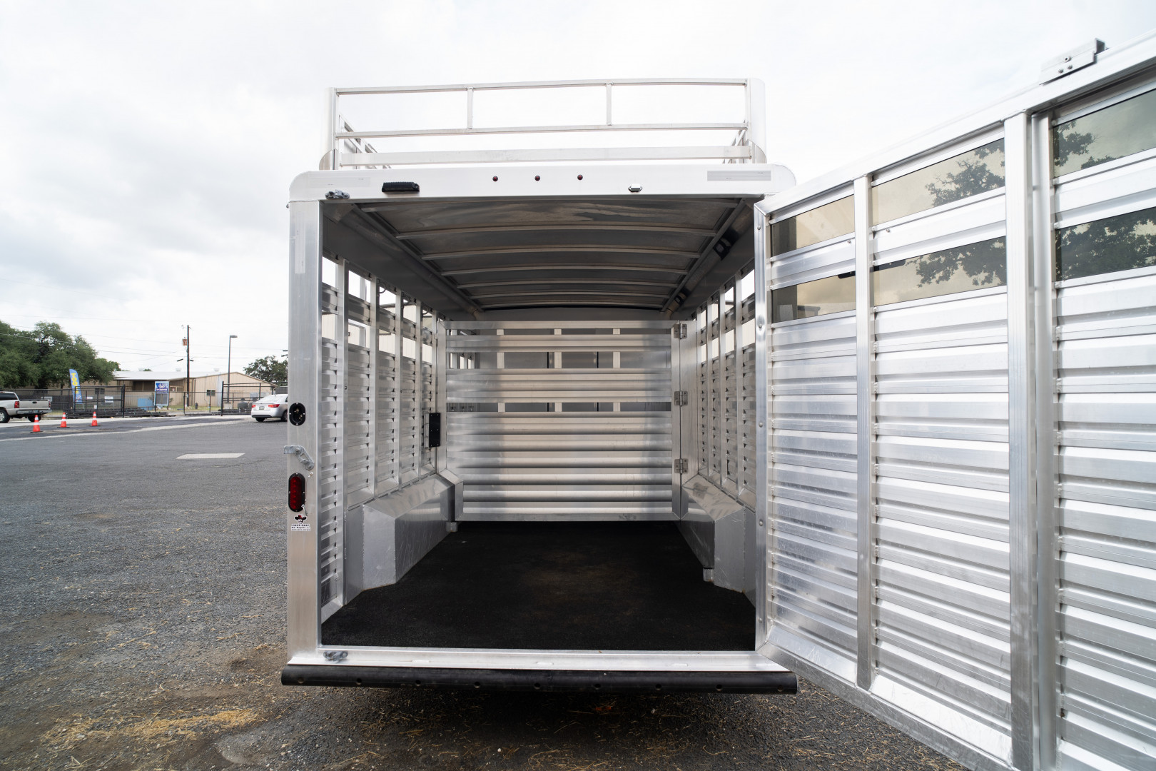 Used 2021 Exiss Trailers 11'0" with Living Quarters Stock / Stock Combo Trailer