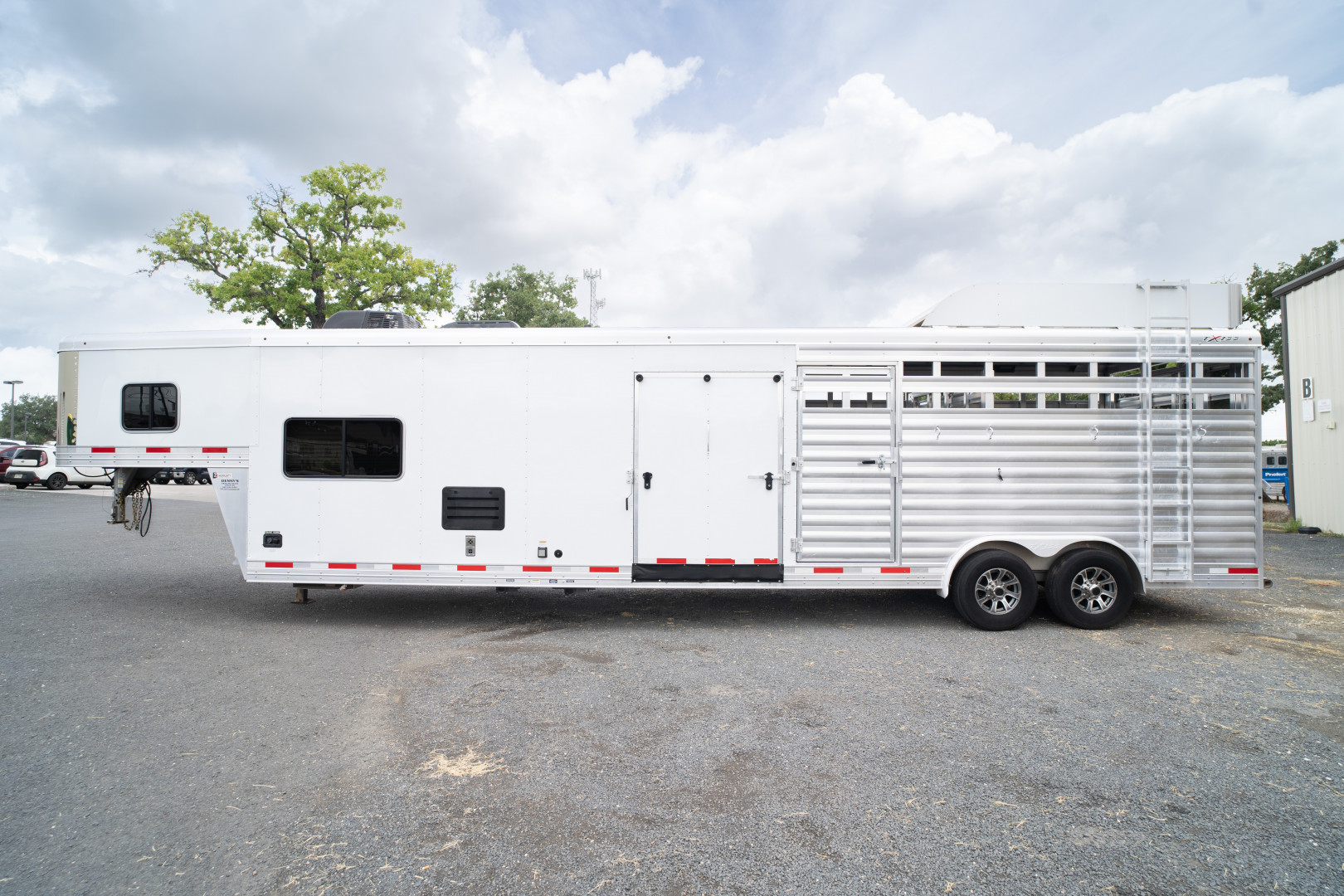 Used 2021 Exiss Trailers 11'0" with Living Quarters Stock / Stock Combo Trailer