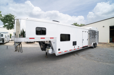 Used 2021 Exiss Trailers 11'0" with Living Quarters Stock / Stock Combo Trailer