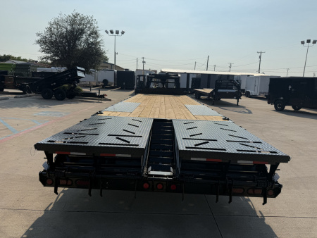 New 2025 Iron Bull FDG 16k 102x30 Flatbed Trailer