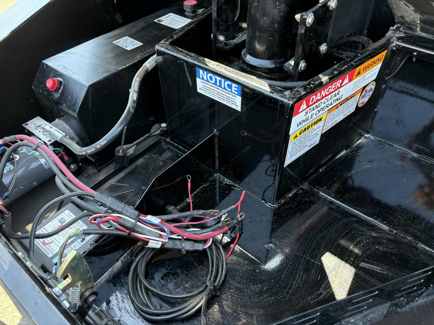 New 2026 Diamond C Trailers LPT207 14X82 14K Dump Trailer ONYX BLACK