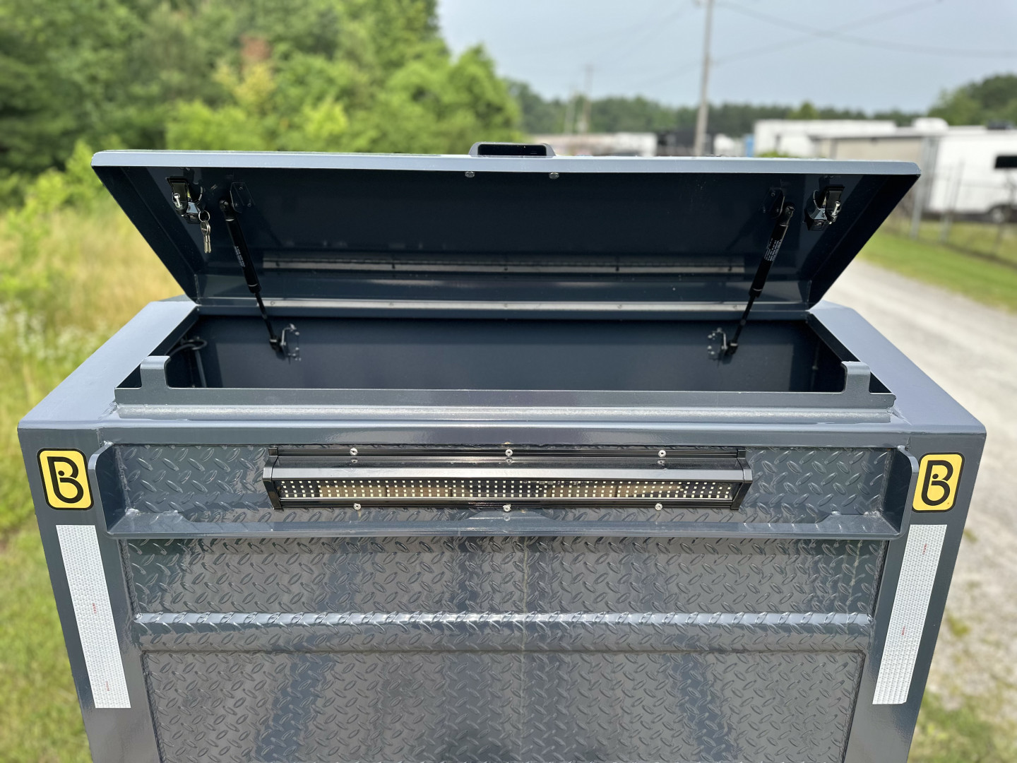 New 2025 Belmont 8.5 x 30 + 5 24k