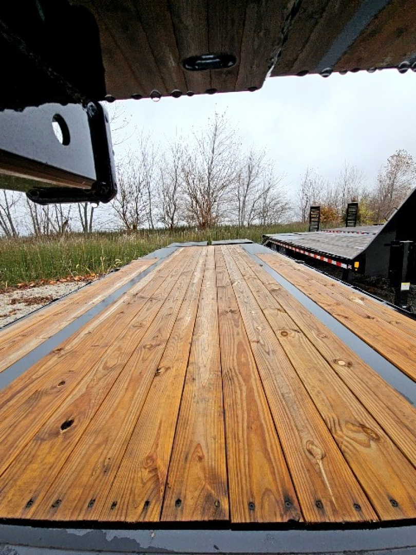 New 2026 Sure-Trac 8.5 x 25 (20+5) 15K Std Duty Beavertail Gooseneck Deckover Trailer