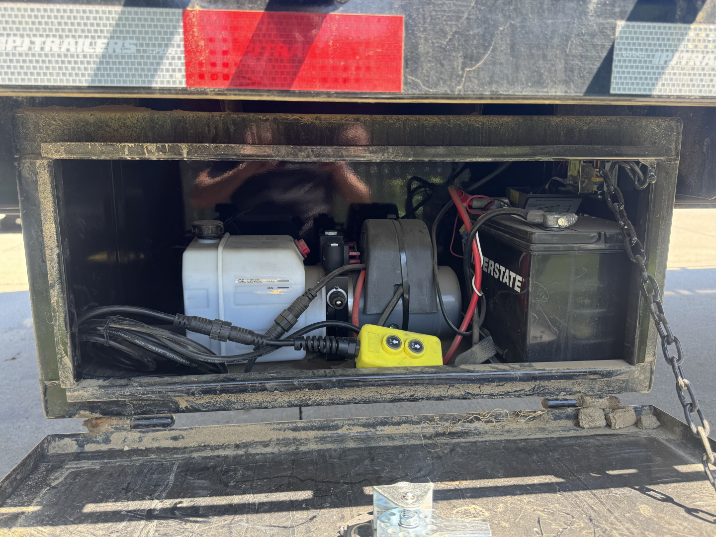 Used LIKE New 2024 PJ 36’ Gooseneck Deckover 31’ plus 5’ x 102” with 2-12K tandem dual axles=26K