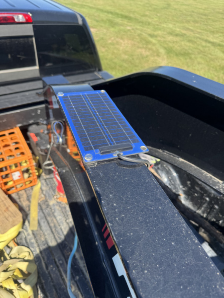 Used LIKE New 2024 PJ 36’ Gooseneck Deckover 31’ plus 5’ x 102” with 2-12K tandem dual axles=26K