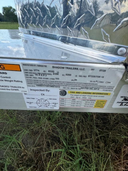 New 2026 Shadow 3H Stablemate w/ Escape Door Horse Trailer