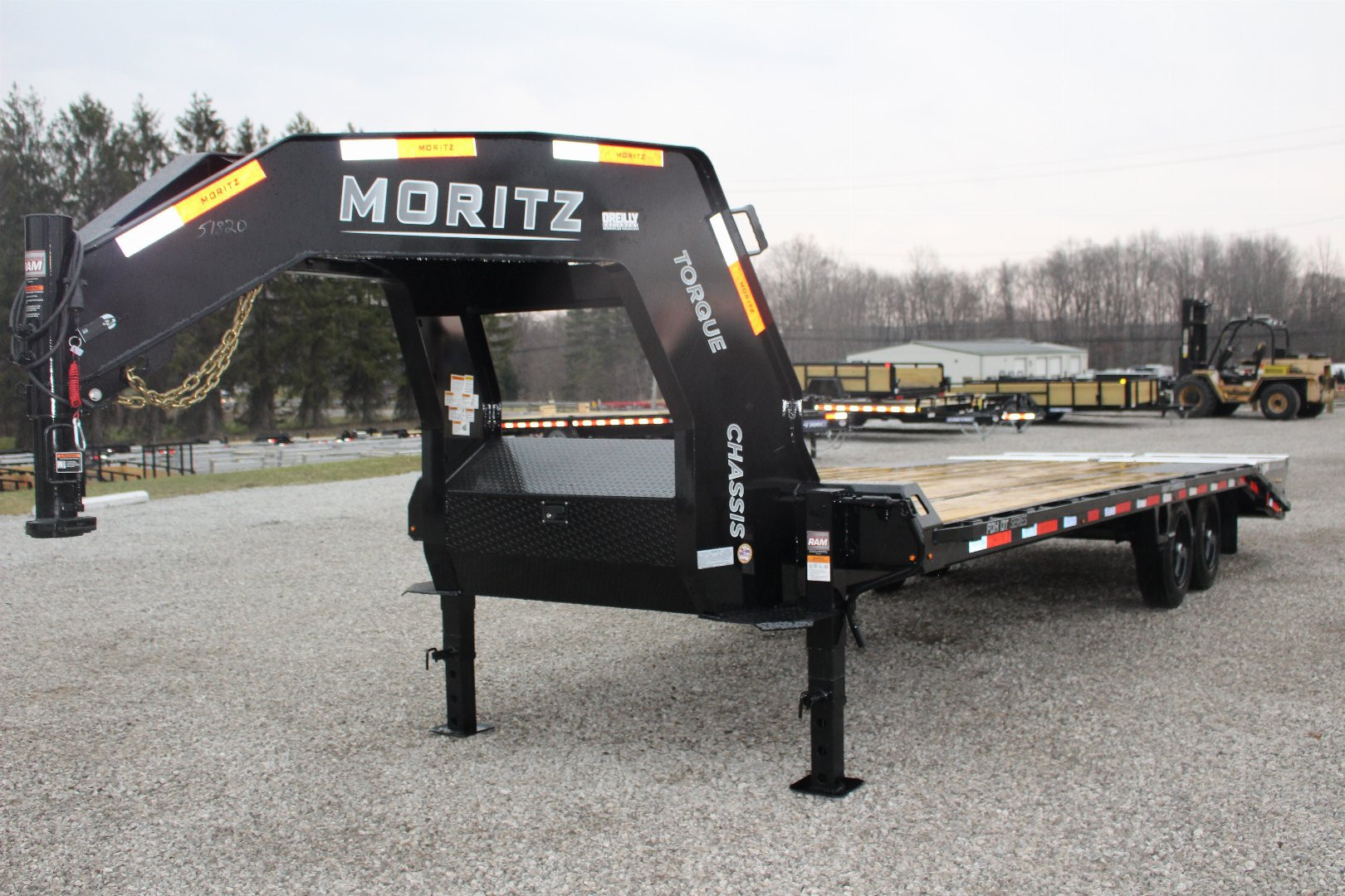New 2025 Moritz FDGH DT 20' + 5' GOOSENECK Deckover Flatbed Trailer- Full Width Aluminum Ramps- 17900# GVW