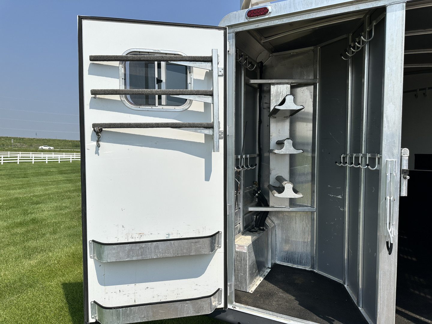 Used 2007 4-Star Trailers 3H LQ Horse Trailer