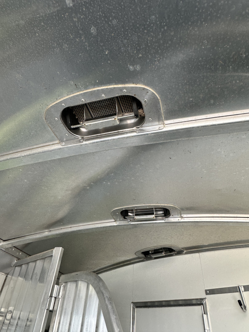 Used 2007 4-Star Trailers 3H LQ Horse Trailer