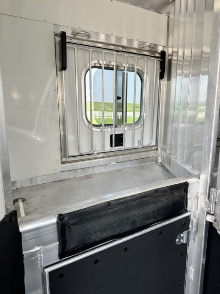 Used 2007 4-Star Trailers 3H LQ Horse Trailer