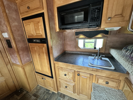 Used 2007 4-Star Trailers 3H LQ Horse Trailer