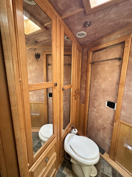 Used 2007 4-Star Trailers 3H LQ Horse Trailer